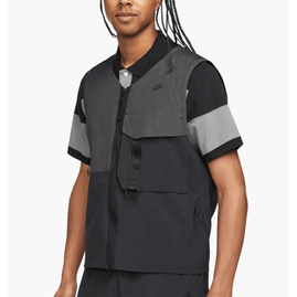 Жилетка чоловіча Nike Sportswear Tech Pack Unlined Gilet Vest Grey DM5534-060, Размер: L, Наличие: Склад (1-3 дня), фото 