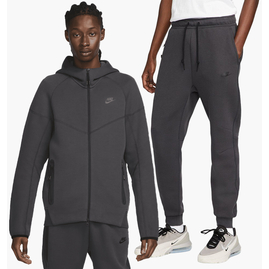 Спортивний костюм чоловічий Nike Tech Fleece Black FB7921-060__FB8002-060, Розмір: XS, Наявність: Склад (1-3 дня), фото 