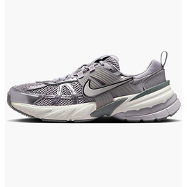 Кросівки жіночі Nike V2K Run Grey FD0736-008, Размер: 38.5, Наличие: Склад (1-3 дня), фото 