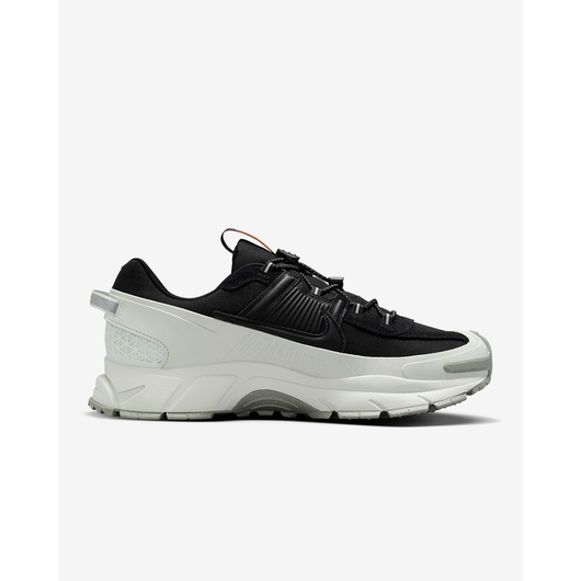 Кросівки чоловічі Nike Zoom Vomero Roam MenS Winterized Shoes White/Black FV2295-001, Размер: 43, Наличие: Склад (1-3 дня), фото , изображение 5