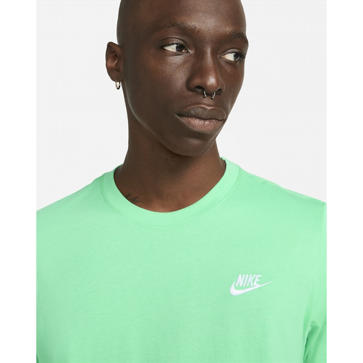 Футболка унісекс Nike Sportswear Club T-Shirt Green AR4997-363, Размер: S, Наличие: Склад (1-3 дня), фото , изображение 4