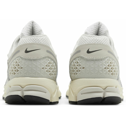 Nike  Air Zoom Vomero 5 'Platinum Tint', Размер: 36.5, Наличие: Забрать сейчас, фото , изображение 4