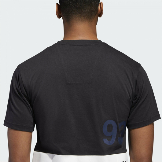 Мужская Футболка adidas EQT GRAPHIC TEE (DH5231M), Размер: XL, Наличие: Забрать сейчас, фото , изображение 4
