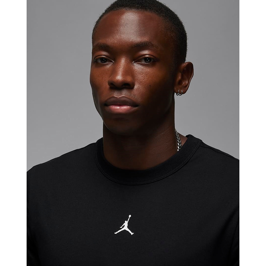 Футболка чоловіча Air Jordan Dri-Fit Sport Black FN5829-010, Размер: L, Наличие: Склад (1-3 дня), фото , изображение 4