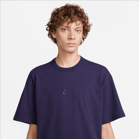 Футболка чоловіча Nike Sportswear Premium Essentials Violet DO7392-555, Размер: S LOOSE FIT, Наличие: Склад (1-3 дня), фото , изображение 4