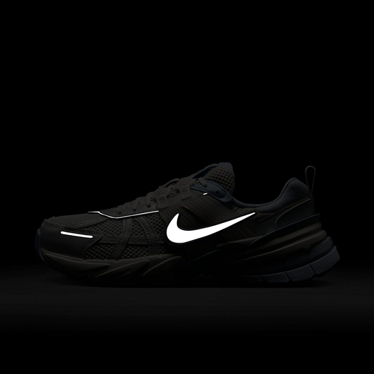 Кросівки жіночі Nike V2K Run White FD0736-009, Размер: 37.5, Наличие: Склад (1-3 дня), фото , изображение 2