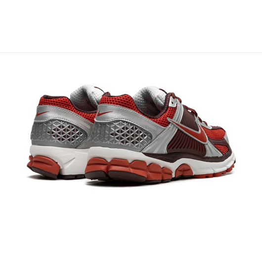 Кросівки жіночі Nike Zoom Vomero 5 Red/Metallic FN7778-600, Размер: 39, Наличие: Склад (1-3 дня), фото , изображение 4
