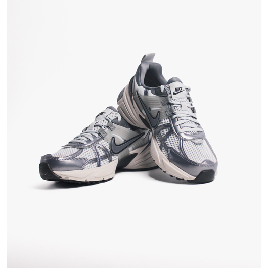 Кросівки жіночі Nike V2K Run Shoes Grey FD0736-003, Размер: 37.5, Наличие: Склад (1-3 дня), фото , изображение 3