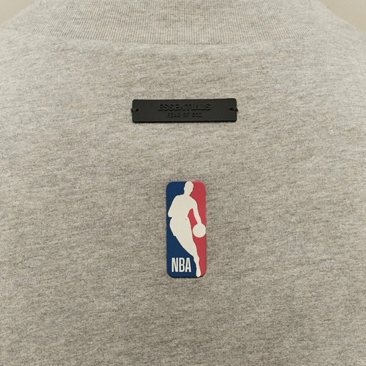 Fear of God Essentials x NBA Chicago Bulls Tee 'Black White', Размер: M, Наличие: Забрать сейчас, фото , изображение 2