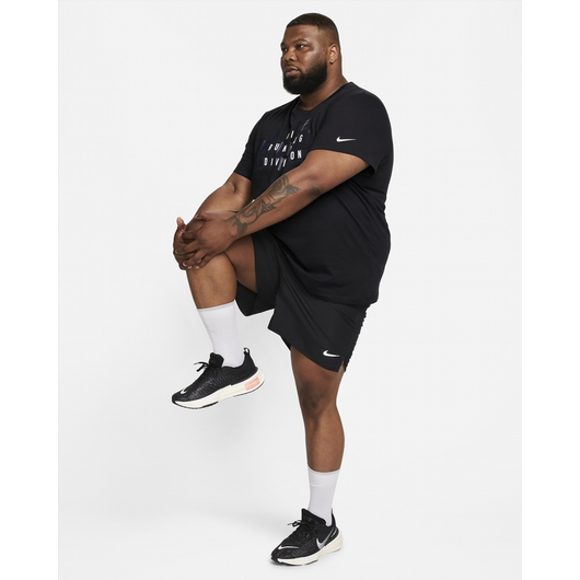 Футболка чоловіча Nike Dri-Fit Run Division MenS Running T-Shirt Black FJ2356-010, Размер: M, Наличие: Склад (1-3 дня), фото , изображение 3
