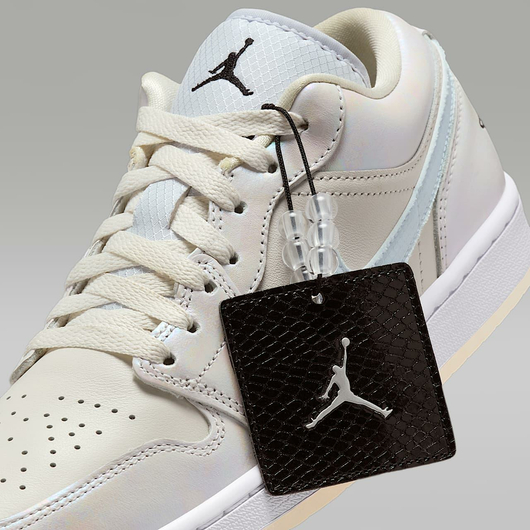 Кросівки жіночі Air Jordan 1 Low Year Of The Snake Beige/White HF4080-001, Размер: 41, Наличие: Склад (1-3 дня), фото , изображение 2