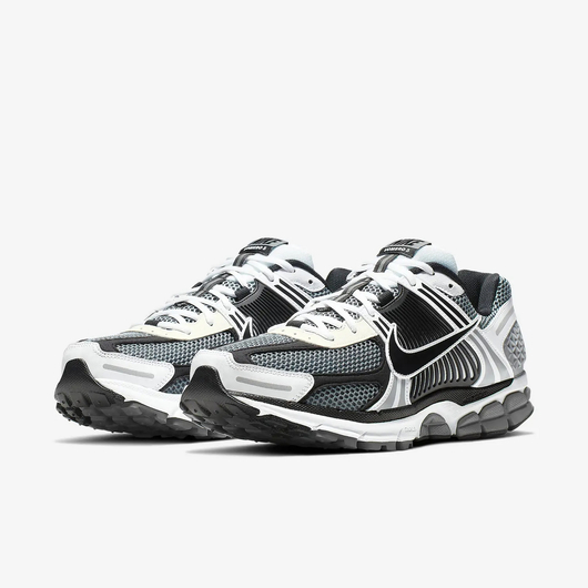 Кросівки унісекс Nike Zoom Vomero 5 Se Grey CI1694-001, Размер: 42, Наличие: Склад (1-3 дня), фото , изображение 4