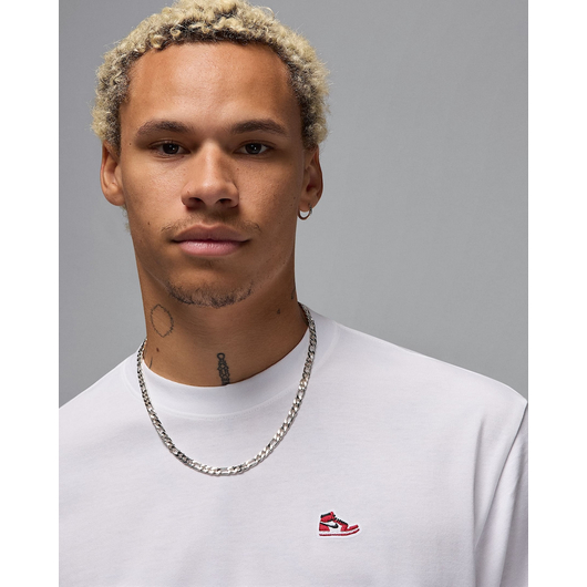 Футболка унісекс Air Jordan Sneaker Patch T-Shirt White HJ2326-100, Размер: L, Наличие: Склад (1-3 дня), фото , изображение 4