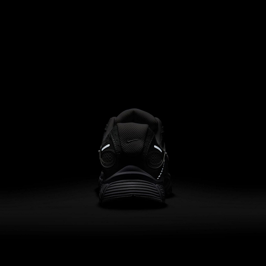 Кросівки жіночі Nike V5 Rnr WomenS Shoes White HQ7901-101, Размер: 37.5, Наличие: Склад (1-3 дня), фото , изображение 2